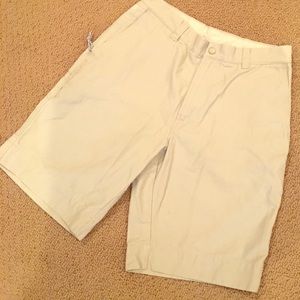Men’s Columbia khaki shorts